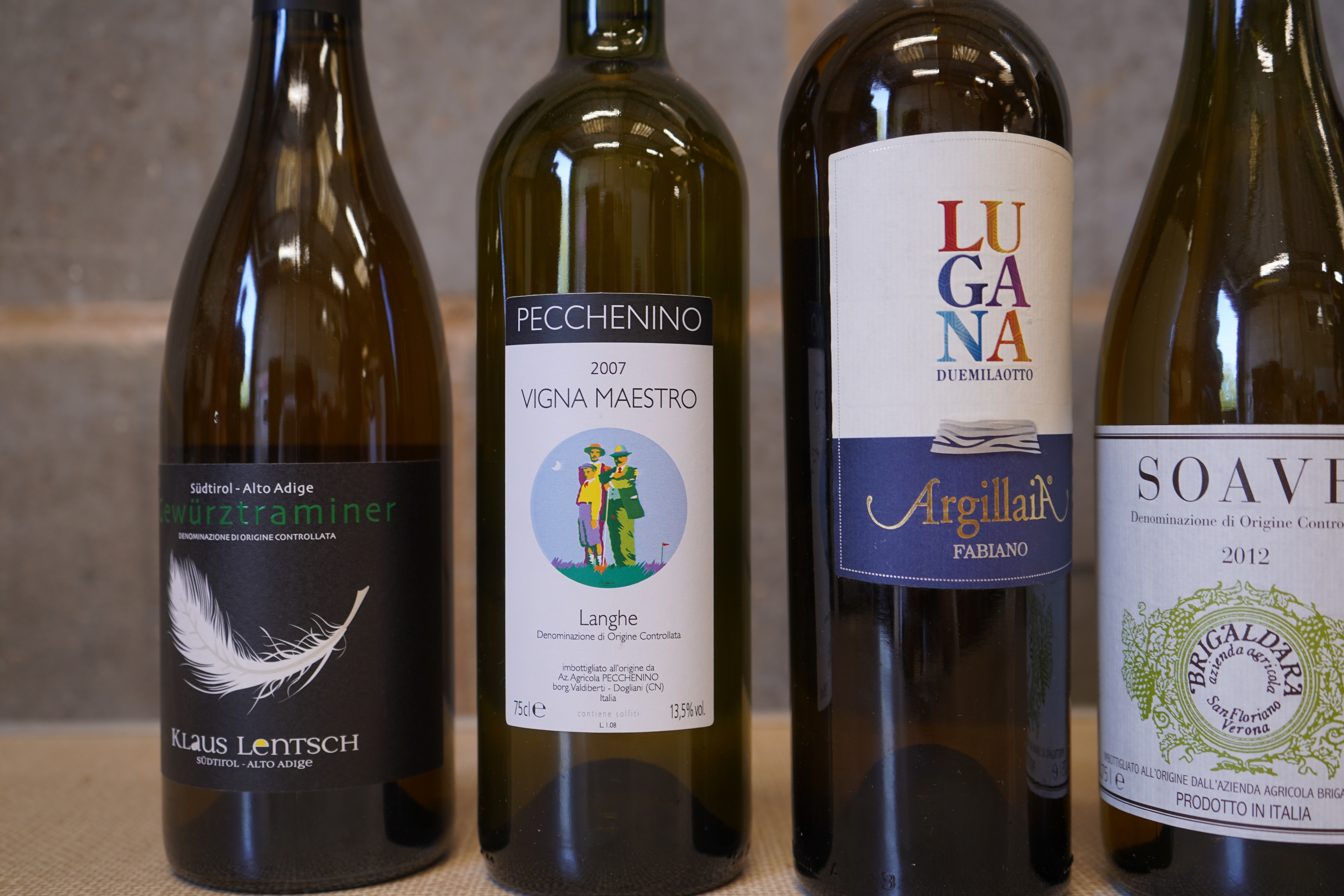 A mixed parcel of Italian white wine